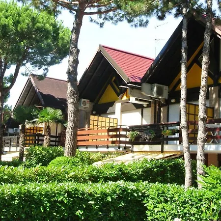 Villa Riviera 24